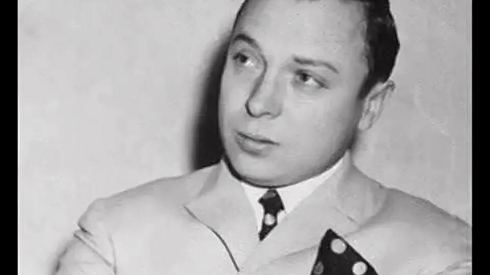 Песни из советских фильмов, исполненные известными и не очень известными эстрадными певцами.