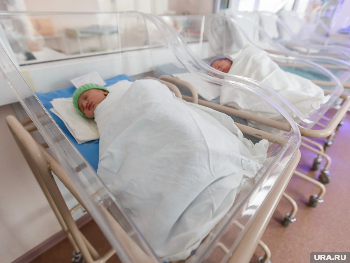     В Кургане на Новый год родилось пятеро детей