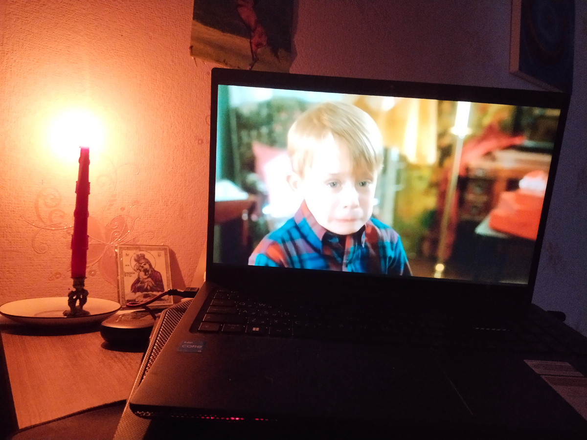 фото автора. "Один дома" - для меня ассоциируется с Новым годом ☺️ Нравится его смотреть. Вторую часть 🤗 оставила на вечер (1 января 2026 время 09:39)