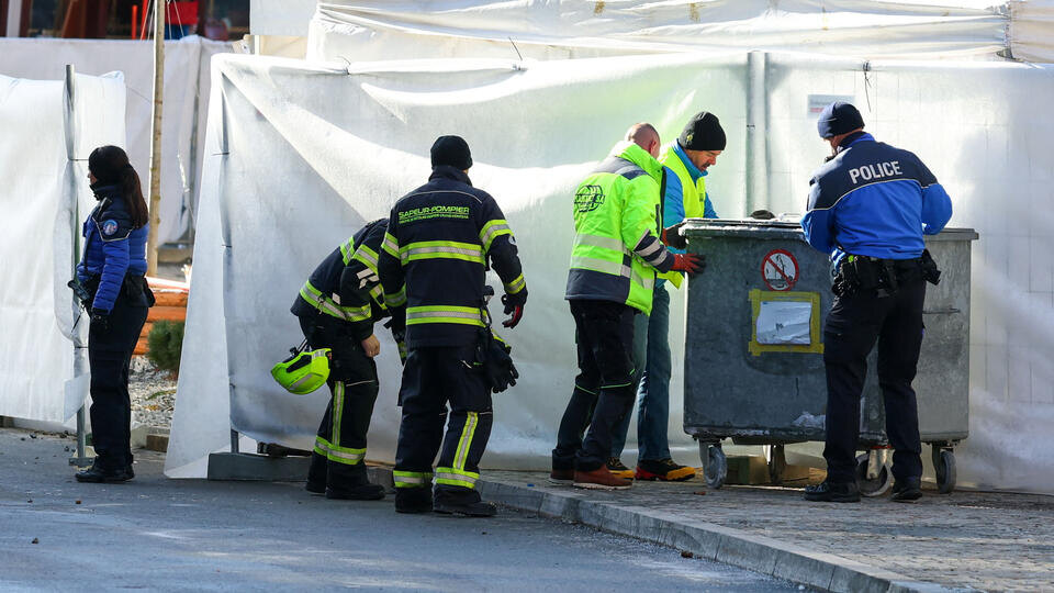     Le Nouvelliste: около 40 человек погибли при взрыве на швейцарском курорте REUTERS/Denis Balibouse