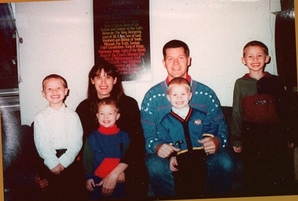 Семья Йейтс с детьми