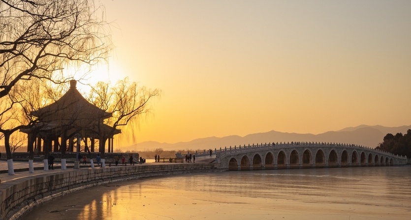 Садово-дворцовый комплекс Юаньминъюань, или Старый Летний дворец. Пекин, Китай. Фото: ShutterStock/Fotodom.ru.
