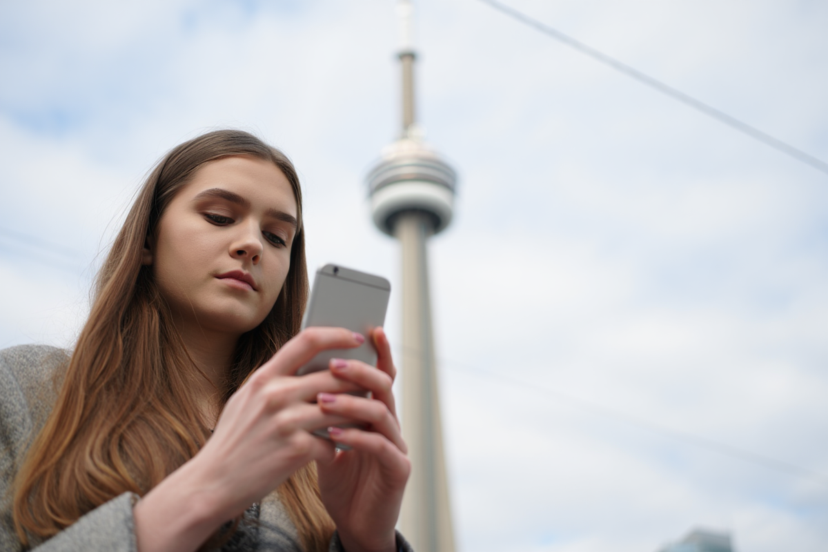 Мобильные eSIM операторы интернет-связи в Торонто