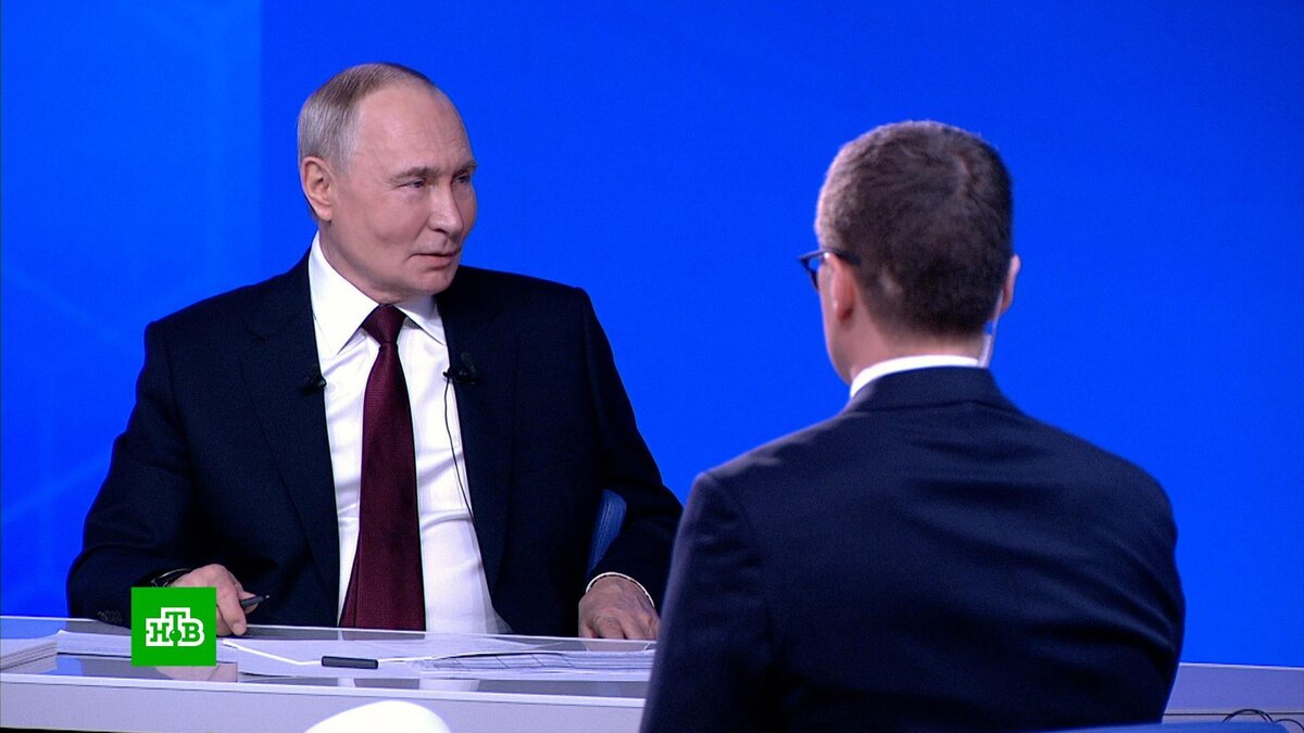    Путин: с 1 января в РФ вводятся дополнительные меры поддержки семей с детьми