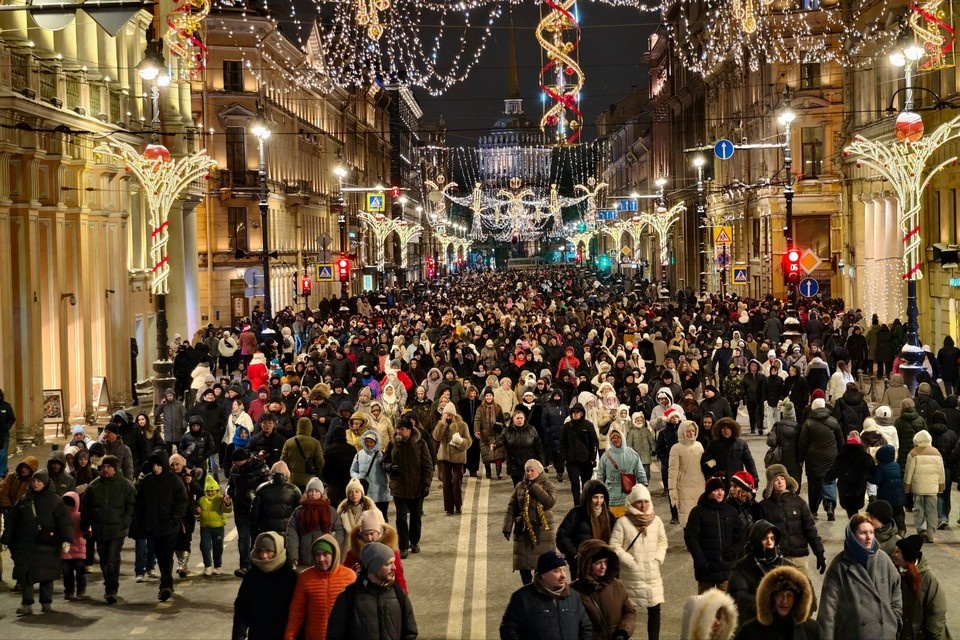    Показываем, как в центре города отметили Новый год. Алексей БУЛАТОВ