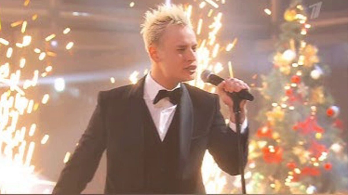 Он снова спел...