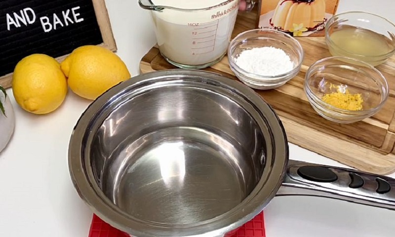 Волшебство молока и лимона: нежнейший кремовый десерт, который получится у каждого