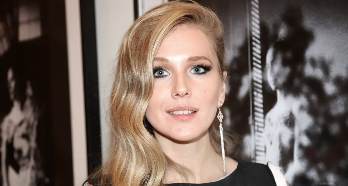 Актриса Карина Андоленко