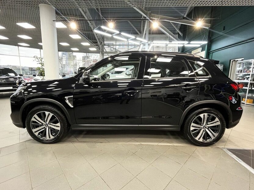 В РФ снова продаётся самый дешёвый кроссовер японской сборки. Источник иллюстрации - auto.ru