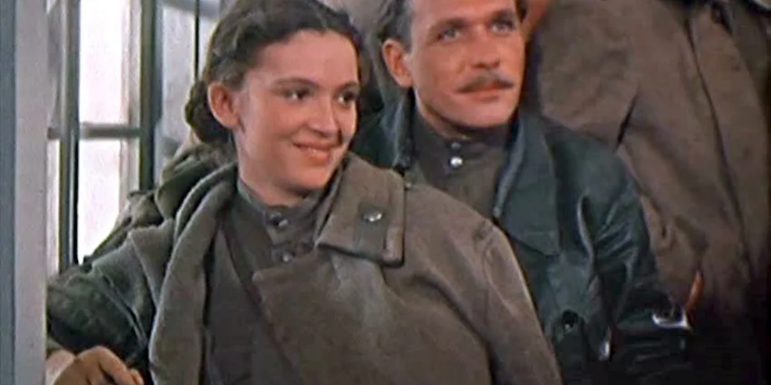 «Ночь пролетела быстро. Нам было наплевать — догадался кто-то или нет»: вышла замуж за ловеласа, увлеклась женатым — судьба Инны Выходцевой