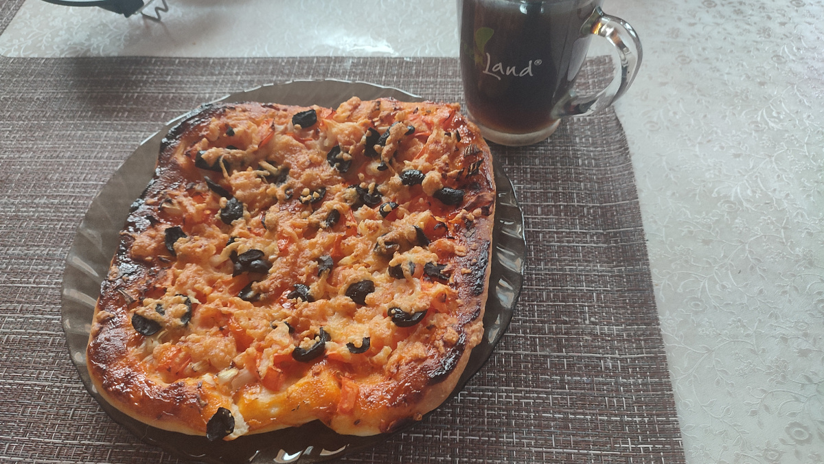 Утром, 31 декабря, сестра приготовила пиццу