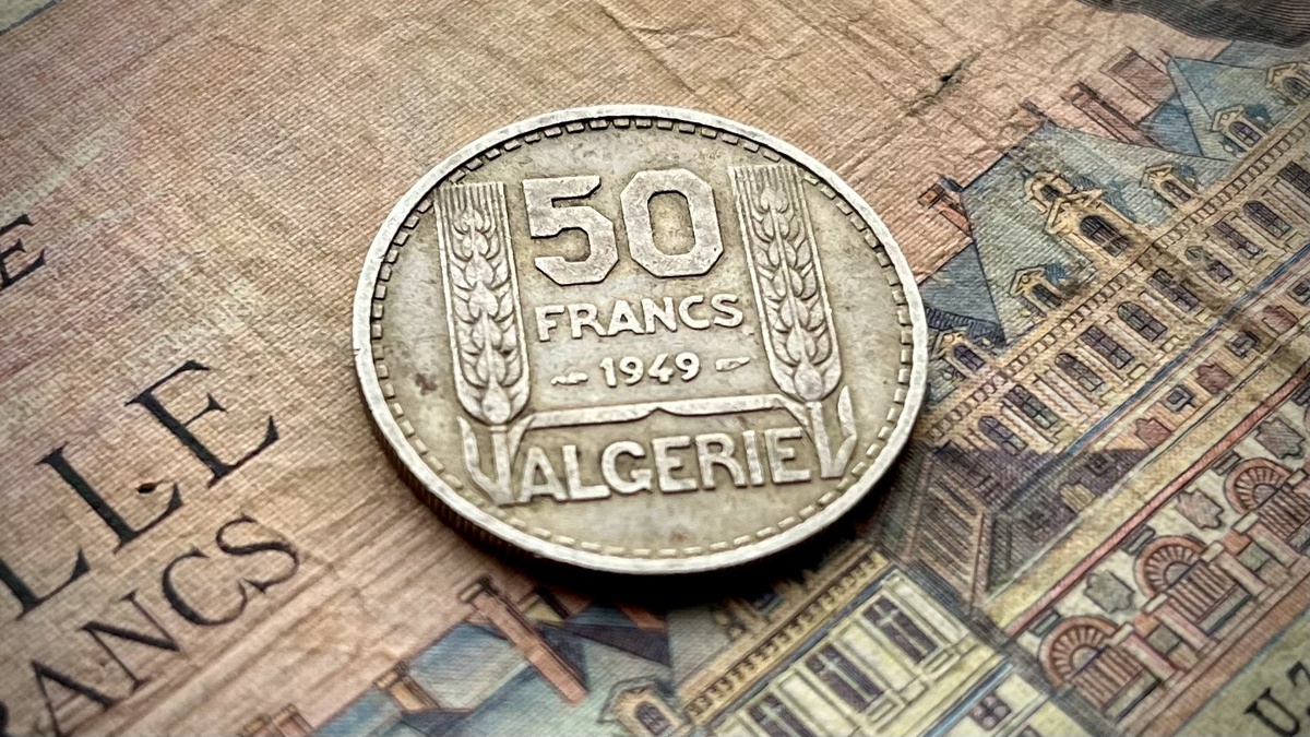 …он видел, как люди борются за свободу, и это навсегда изменило его мировоззрение.