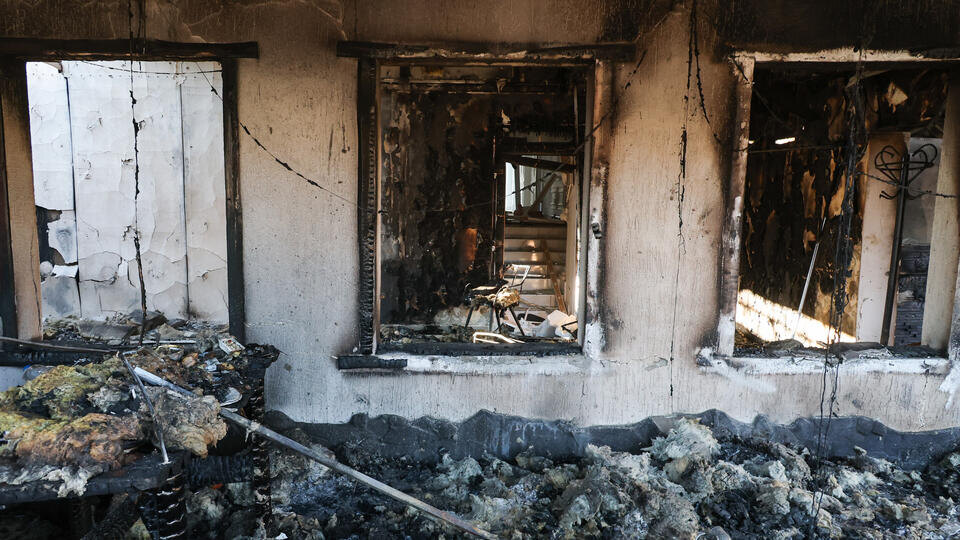     Сальдо: тела погибших при атаке ВСУ на Хорлы сгорели как после ядерного удара Александр Полегенько/ТАСС