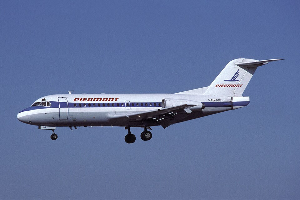 Piedmont Airlines Fokker F-28-1000 Fellowship N469US at Miami International Airport