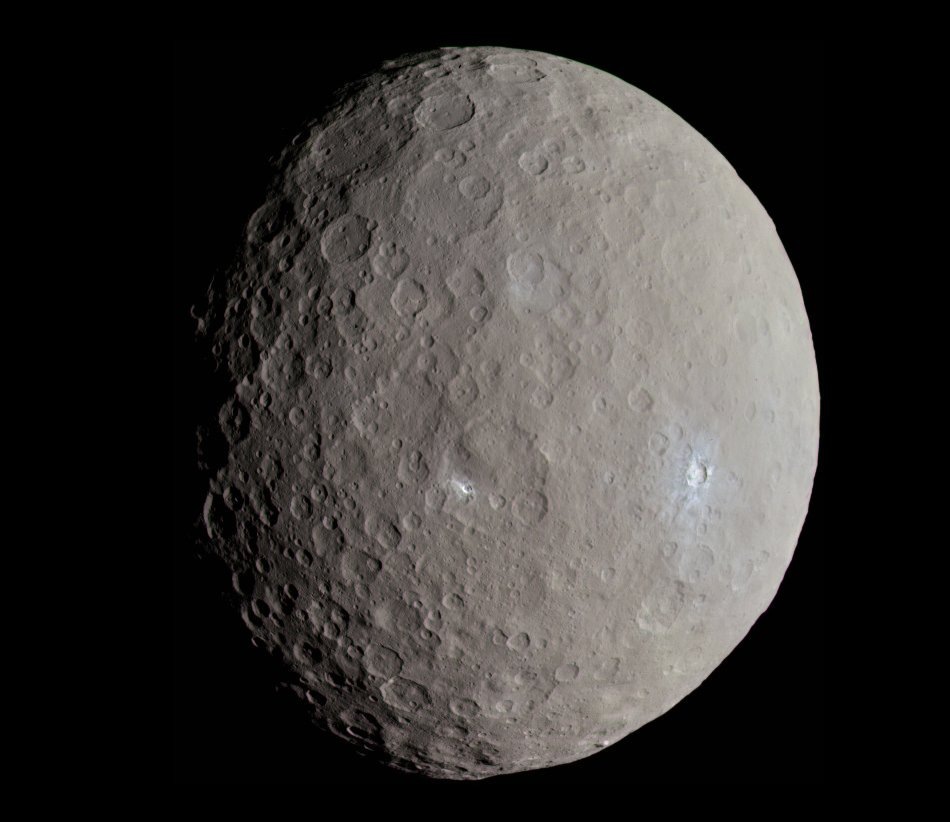  Церера, изображение составлено из снимков камер межпланетной станции Dawn