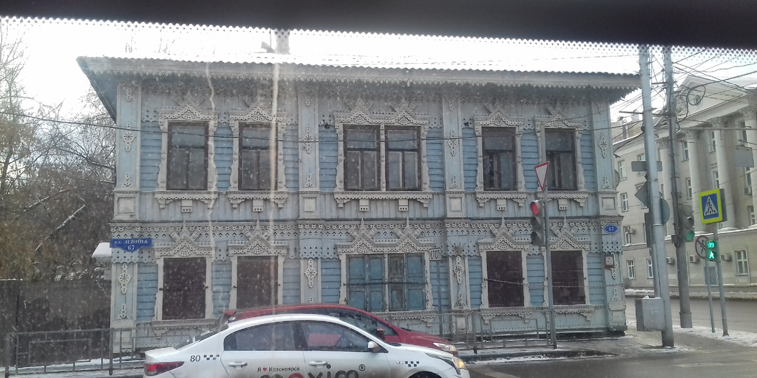 Фейерверки и петарды до утра...Хотя был запрет...