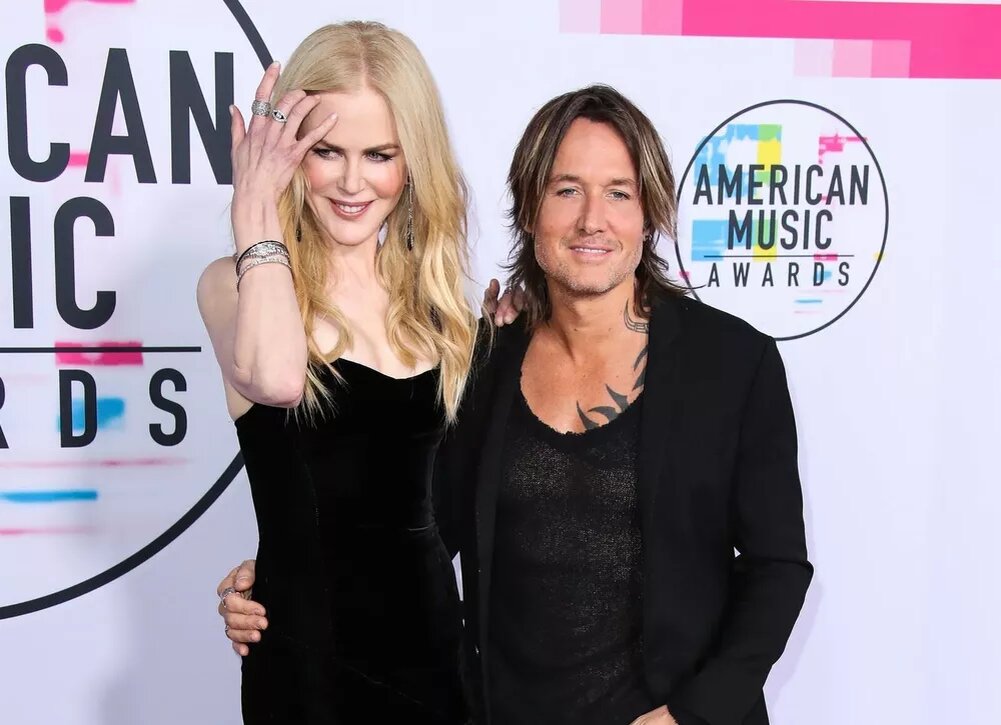    С глаз долой – из сердца вон: кто из знаменитостей расстался в 2025 году