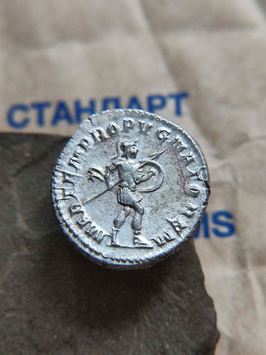 Монета двойной денарий с изображением Марса, из коллекции автора