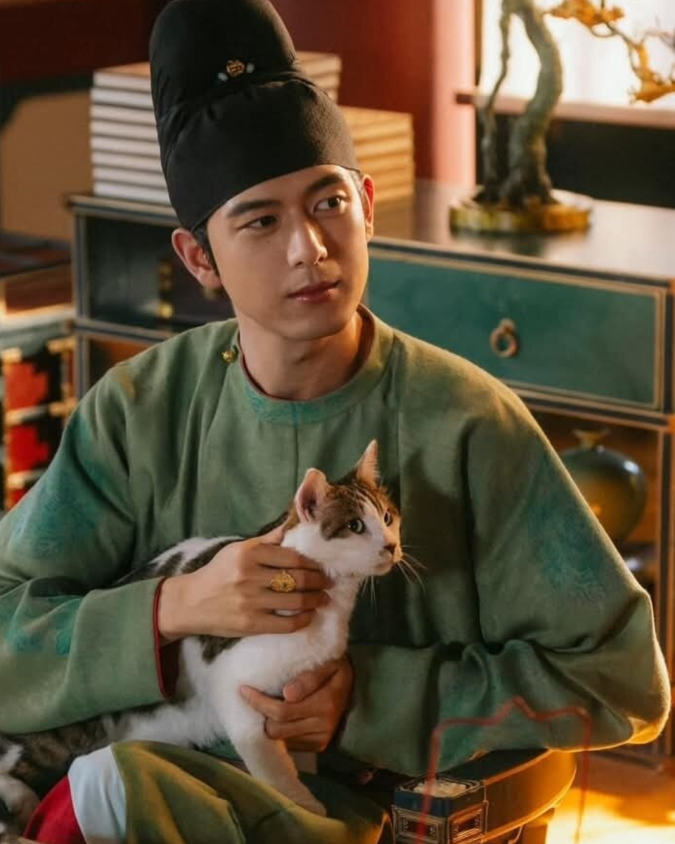 Главный герой сериала "Цветущий пион"