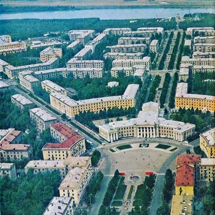 «Если хочешь увидеть, какой могла быть Уфа, стань в центре Черниковки и посмотри вокруг.»(городские экскурсоводы и историки архитектуры)