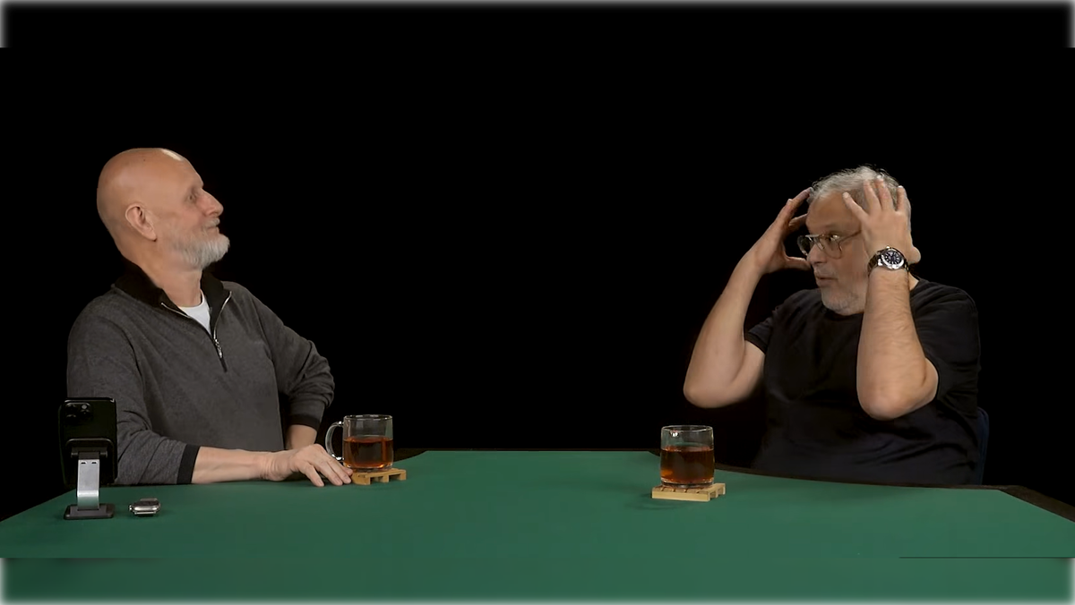 Кадр видео: oper.ru