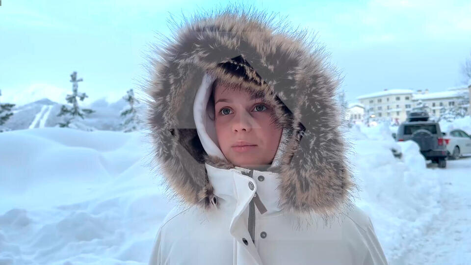     Лыжники спасли попавшую под лавину девочку в Сочи РЕН ТВ