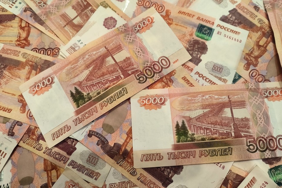    Впервые в истории три россиянина выиграли миллиард рублей в новогодней лотерее GLOBAL LOOK PRESS