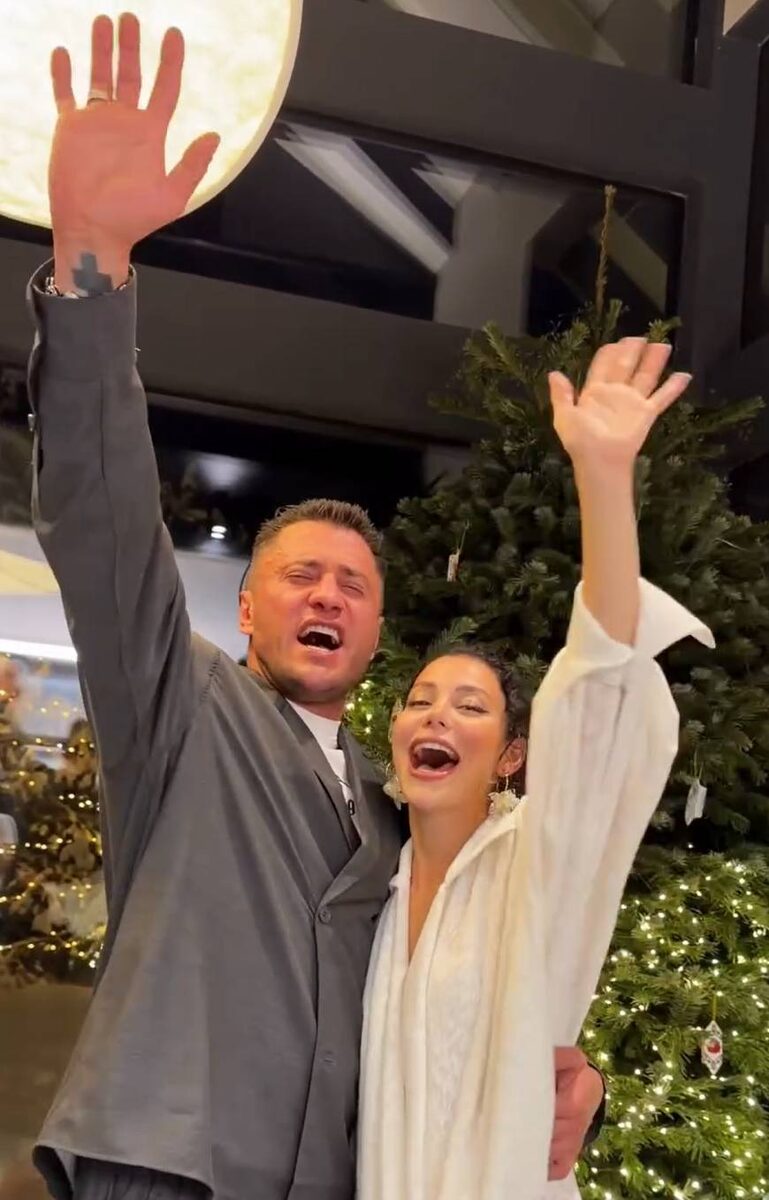    Супруги Павел Прилучный и Зепюр Брутян встретили Новый 2026 годСоцсети Зепюр Брутян