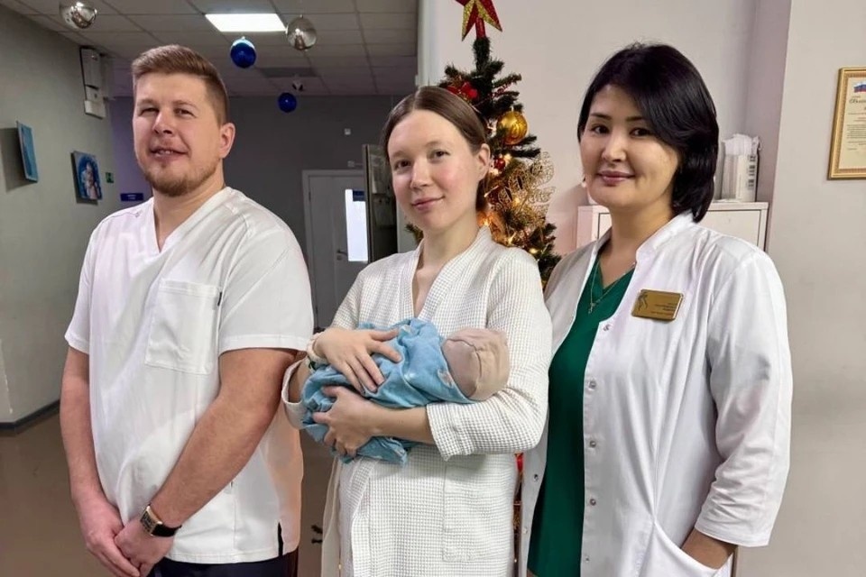    В Иркутске на свет появился мальчик, хотя мама его ждала только через две недели Личный архив