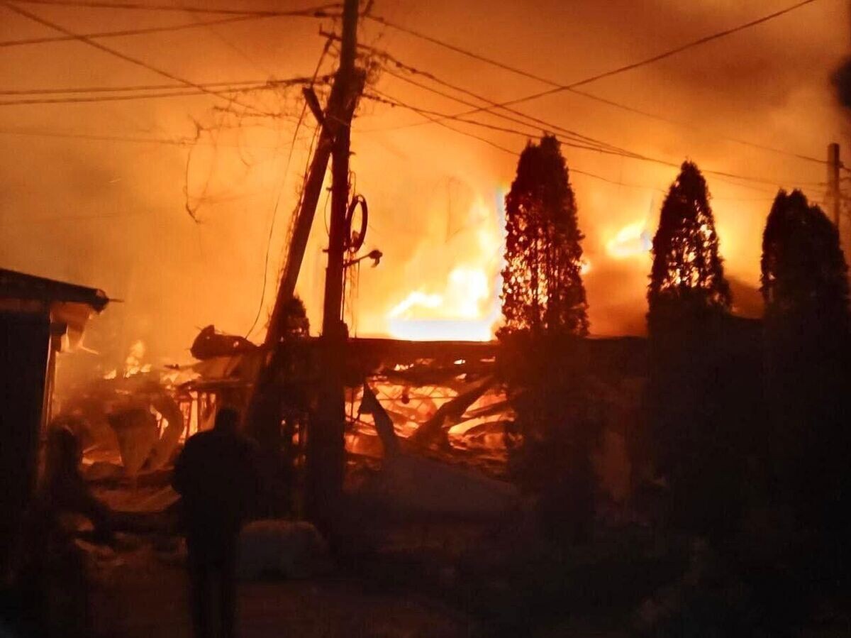    Последствия атаки БПЛА ВСУ на кафе в поселке Хорлы© РИА Новости . Пресс-служба губернатора Херсонской области