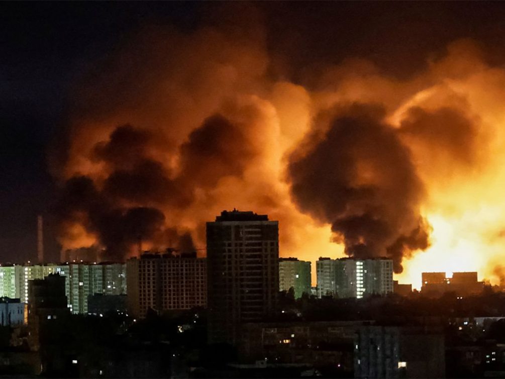   Огненная ночь в Киеве. Фото: соцсети