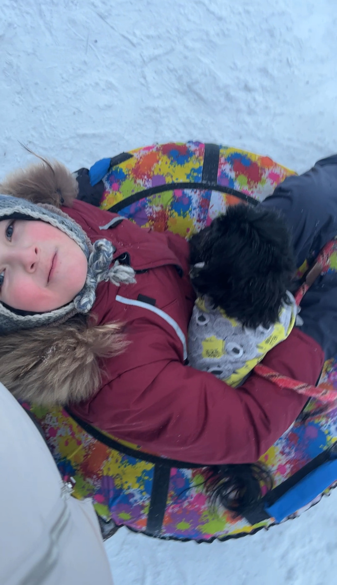 Джесси на руках 😅