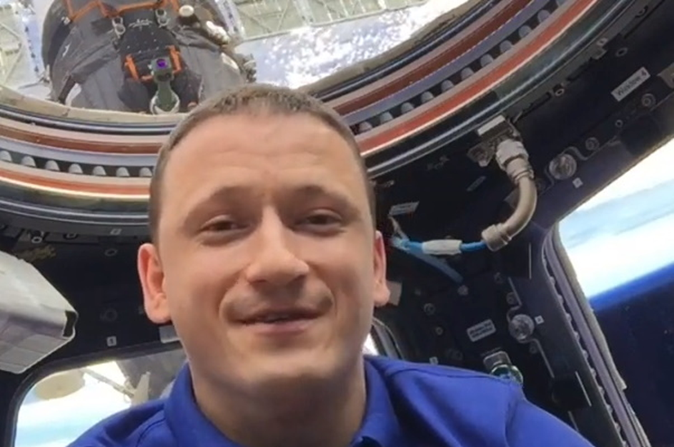 Сергей Кудь-Сверчков в ОМ Cupola. Фото: Роскосмос