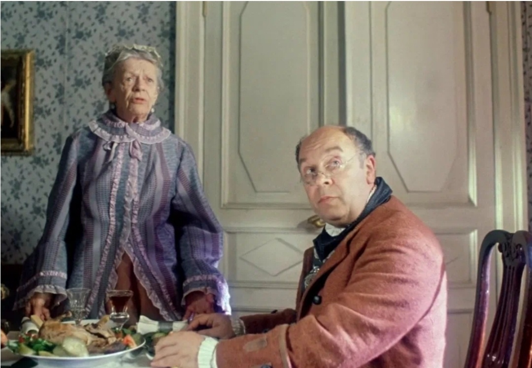 Кадр из фильма  "Формула Любви"...