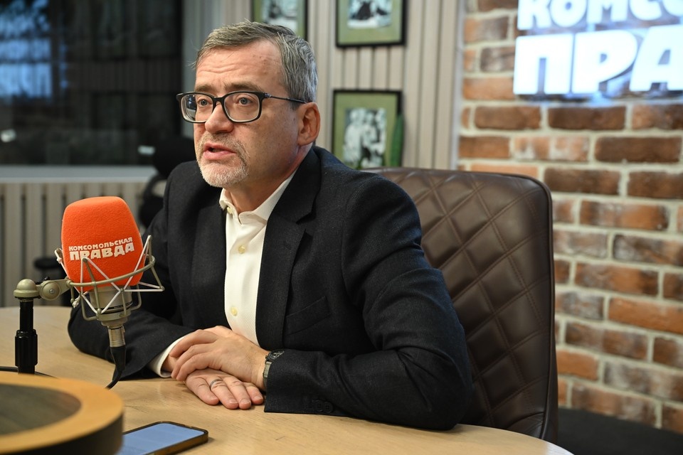    Валерий Федоров постоянно изучает настроения в обществе. Иван МАКЕЕВ