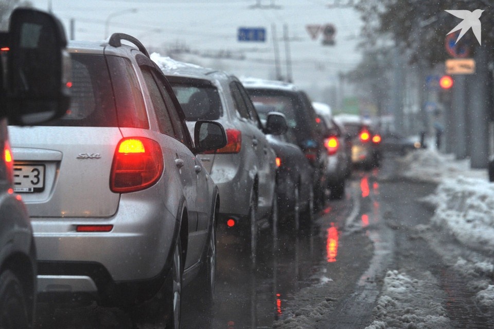    Владельцам электромобилей в 2026 в Беларуси отменили право бесплатной парковки, но пока сохранили льготу на транспортный налог. Фото носит иллюстративный характер. Виктор ДРАЧЕВ