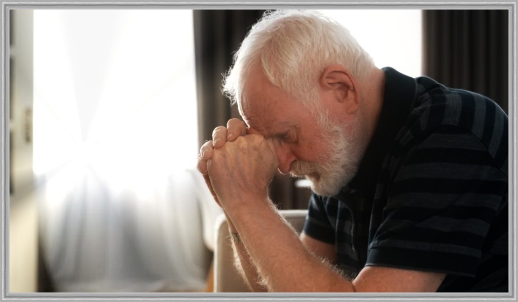 Люди, которые всю жизнь были активными, самодостаточными, способными решать любые проблемы, вдруг становятся невидимыми.
