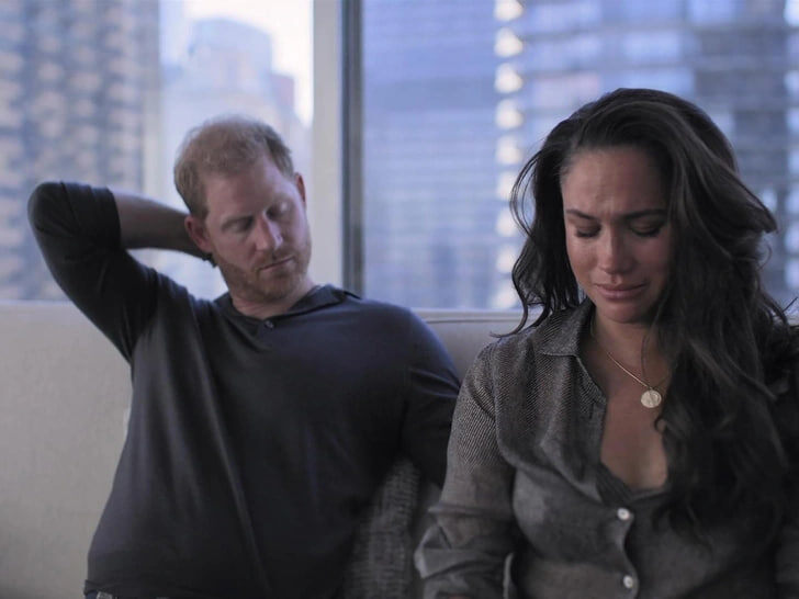 Меган продолжает рвать сердце зрителям, но в основном - Гарри.