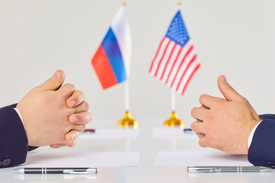    Эпископос назвал циничной ложь об отказе РФ от переговоров по Украине Shutterstock