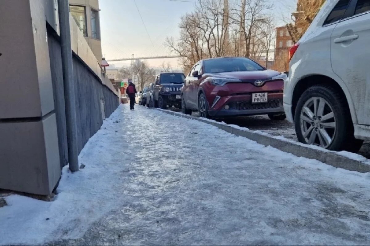    Прокуратура проверяет обстоятельства травмы школьницы на обледеневшей улице