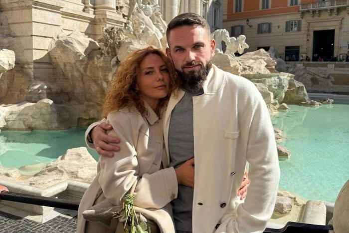 Роман Новак с женой Анной. Обложка © Instagram (признан экстремистской организацией и запрещён на территории Российской Федерации) / t0r