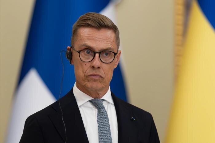 Обложка © Shutterstock / FOTODOM / UkrPictures