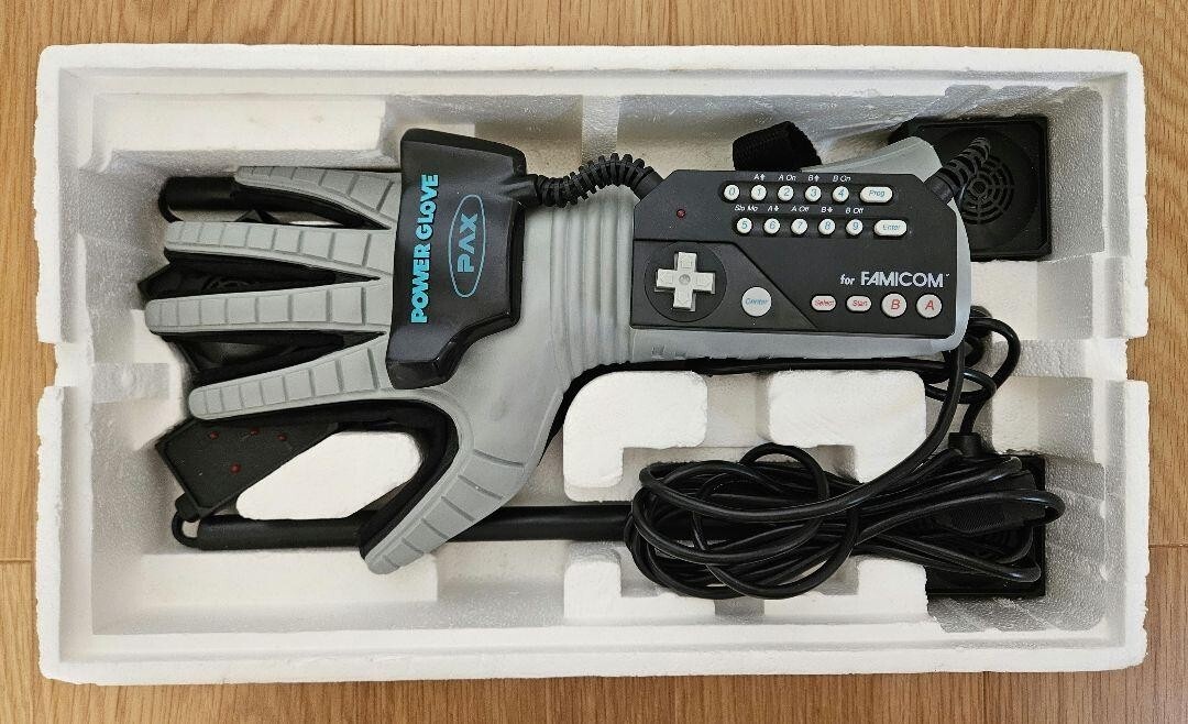 Power Glove