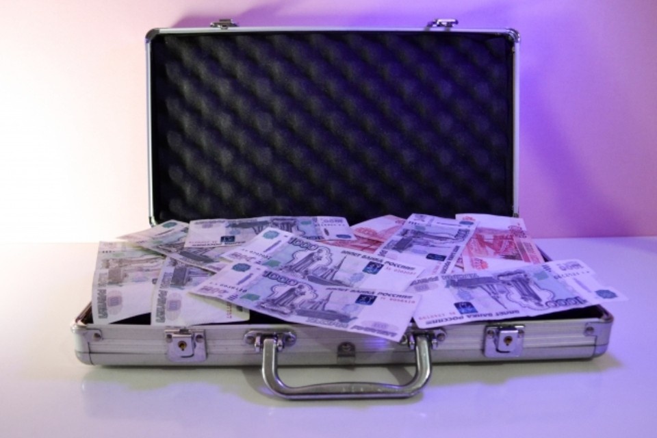    Трое победителей разделили миллиард между собой. Даниил ОПАРИН