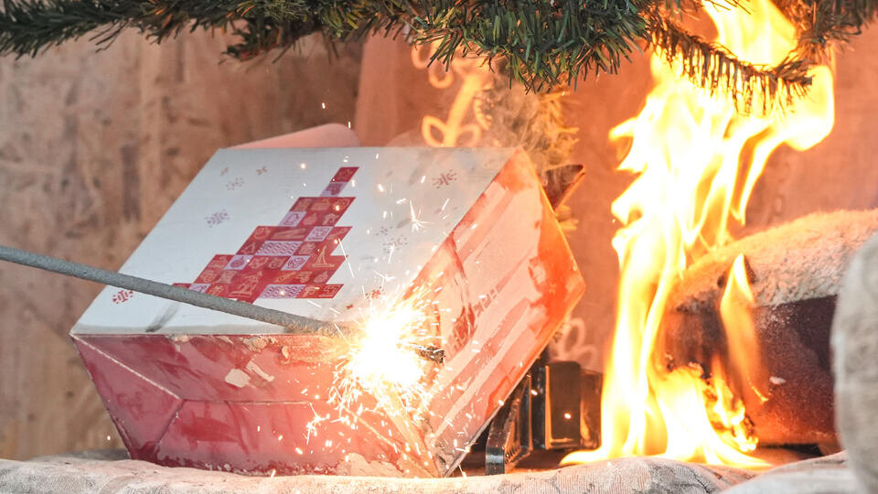     Ребенку из Благовещенска оторвало пальцы остатками салюта ИЗВЕСТИЯ/Андрей Эрштрем