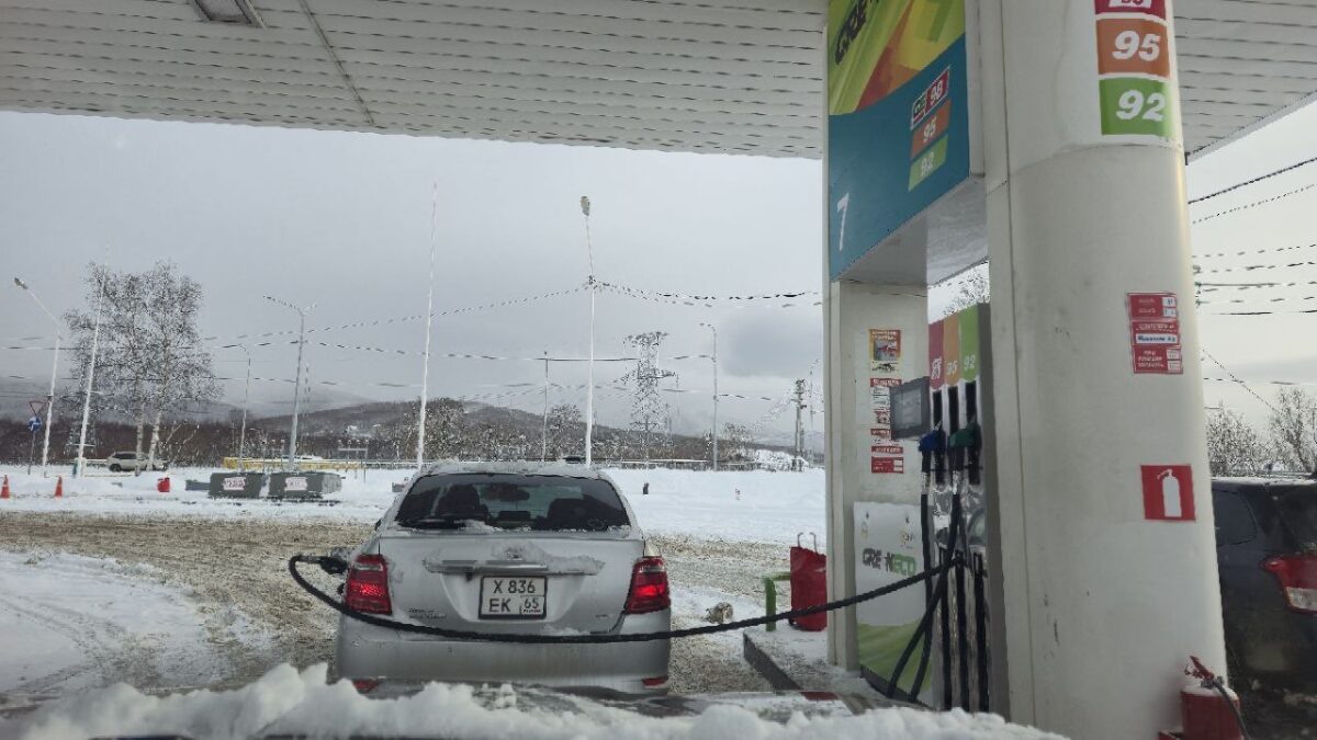    АЗС, зима, топливо, бензин Наталья Краснова