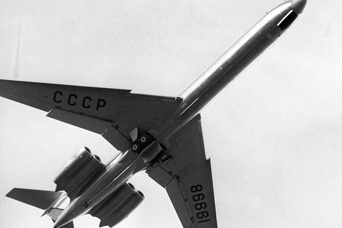     10 историй про авиацию, больше всего удивившие вас в 2025 году