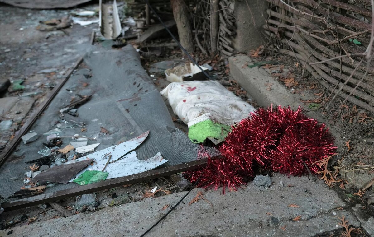 Последствия атаки БПЛА ВСУ на поселок Хорлы в Херсонской области / © Sputnik