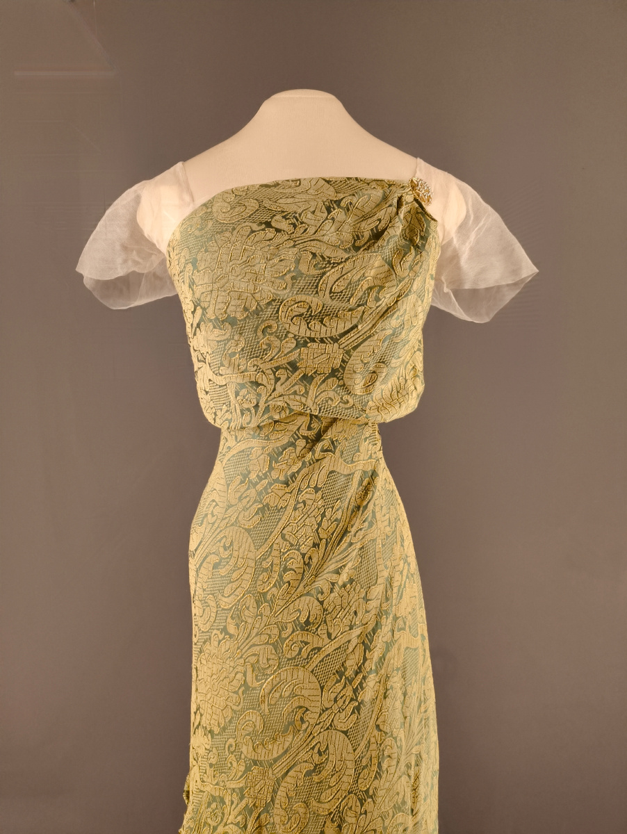 © Яна Левашова 