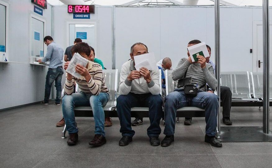 Мигранты под контролем: как изменилась политика в отношении иностранных граждан в 2025?